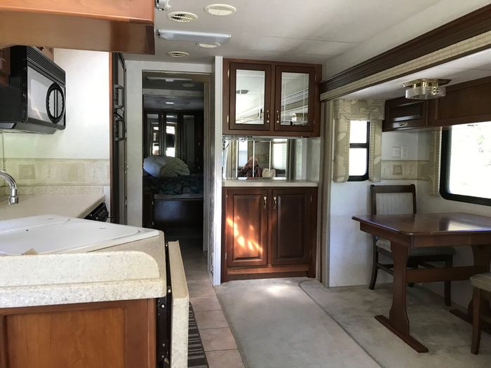 Newmar Kountry Star 2003 Used RV for Sale in Creston, British Columbia