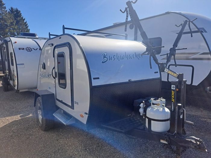 Braxton Creek Bushwacker 10FB 2021 Used RV for Sale in Erin, Ontario