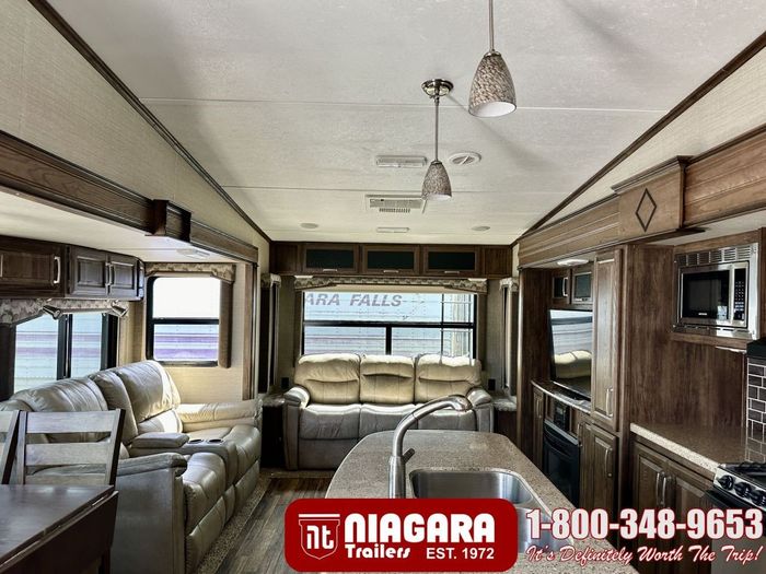 Keystone RV COUGAR 333MKS 2017 Used RV for Sale in St. Davids, Ontario ...