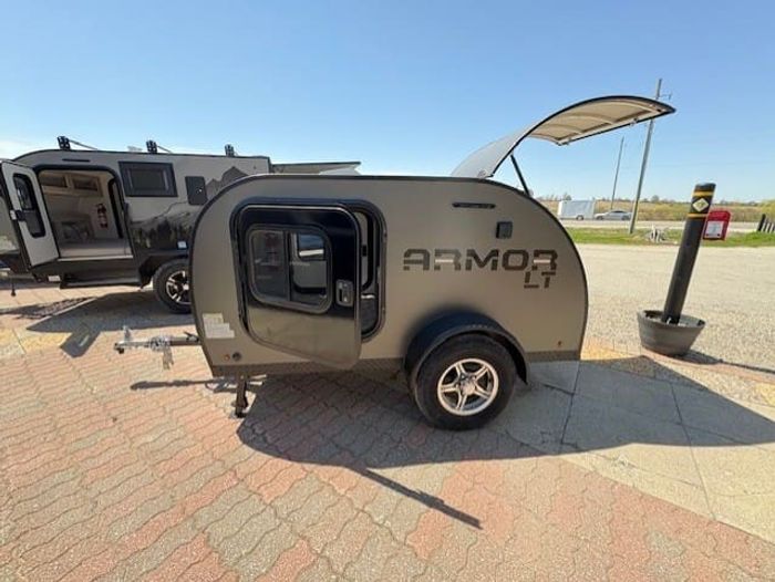 Armor 7LT 2025 New RV for Sale in Mono, Ontario - RVDealers.ca