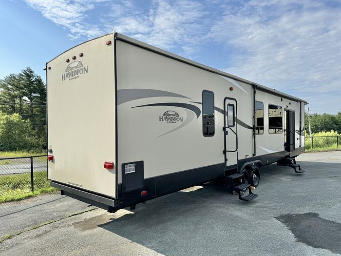 CrossRoads RV 2014 Hampton 400FL Park Model 2012 Used RV for Sale in ...