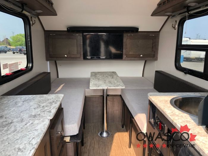 Aliner Ascape Plus 2018 Used RV for Sale in Clarington, Ontario ...