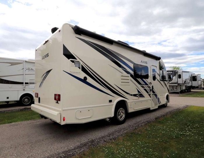 Thor Motor Coach AXIS 2022 Used RV for Sale in Calgary, Alberta ...
