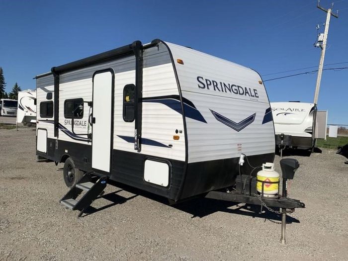 Keystone RV Springdale Mini 1740RK 2022 Used RV for Sale in Cookstown ...