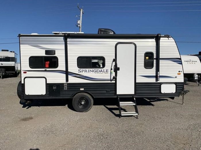 Keystone RV Springdale Mini 1740RK 2022 Used RV for Sale in Cookstown ...