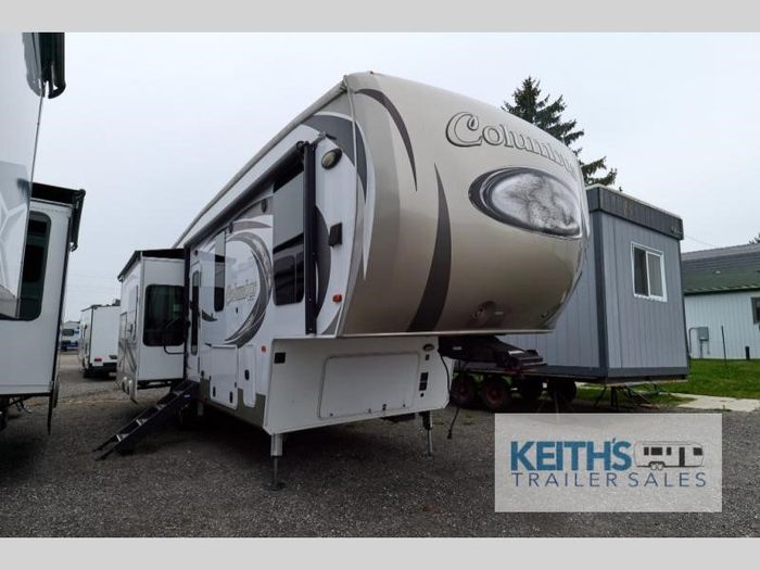Palomino RV Columbus 295RL 2017 Used RV for Sale in Erin, Ontario ...