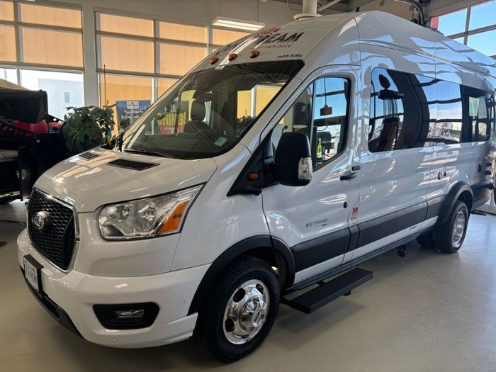 Beyond 22C 2023 Used RV for Sale in Edmonton, Alberta - RVDealers.ca