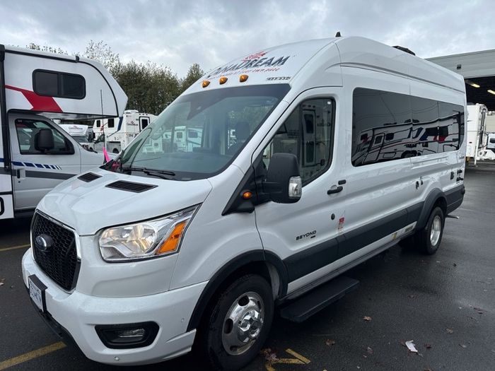 Beyond 22C 2023 Used RV for Sale in Vancouver, British Columbia ...