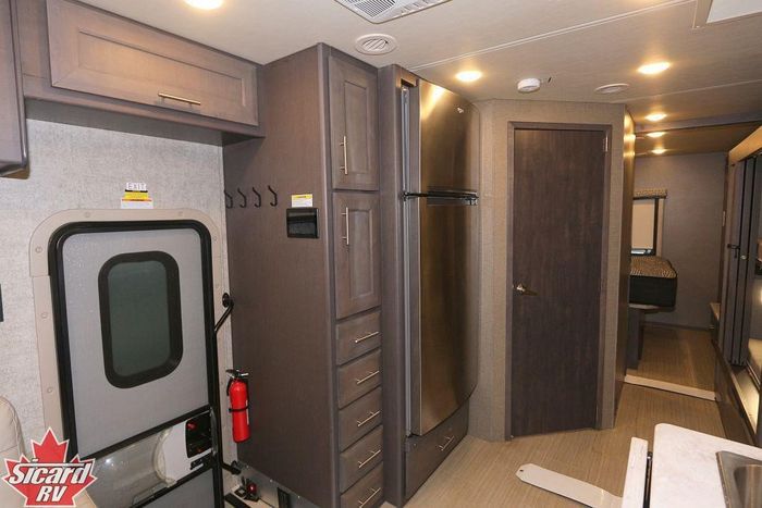 Thor Motor Coach MAGNITUDE RB34 2021 Used RV for Sale in Smithville ...