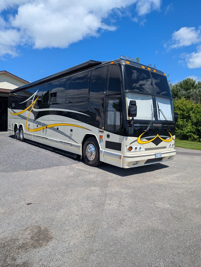 Prevost H3 45 For Sale
