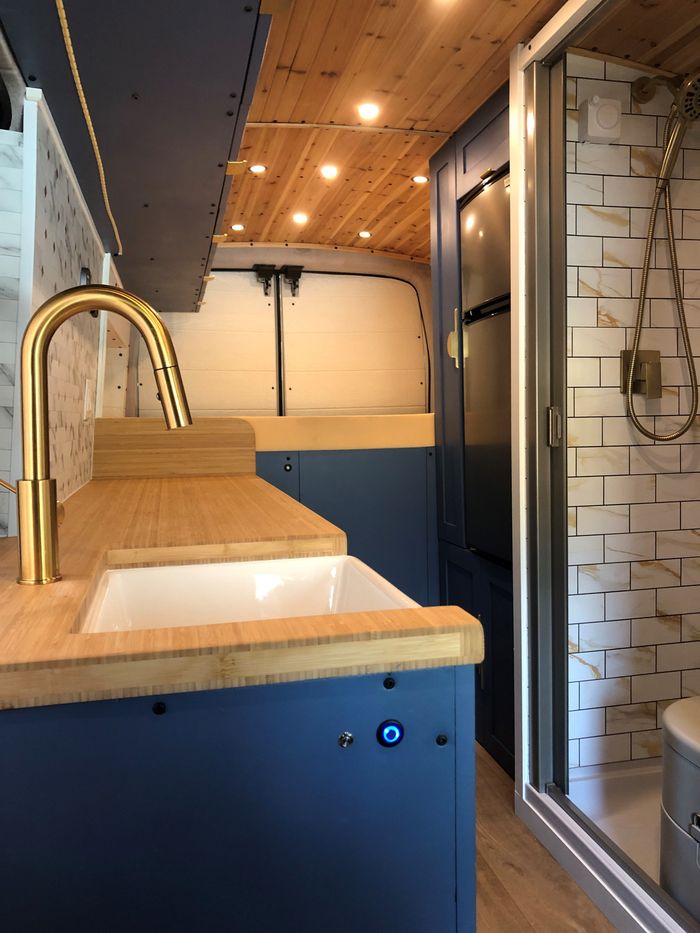 Ford Transit 350 AWD Ecoboost 2023 Used RV for Sale in Wasaga Beach ...