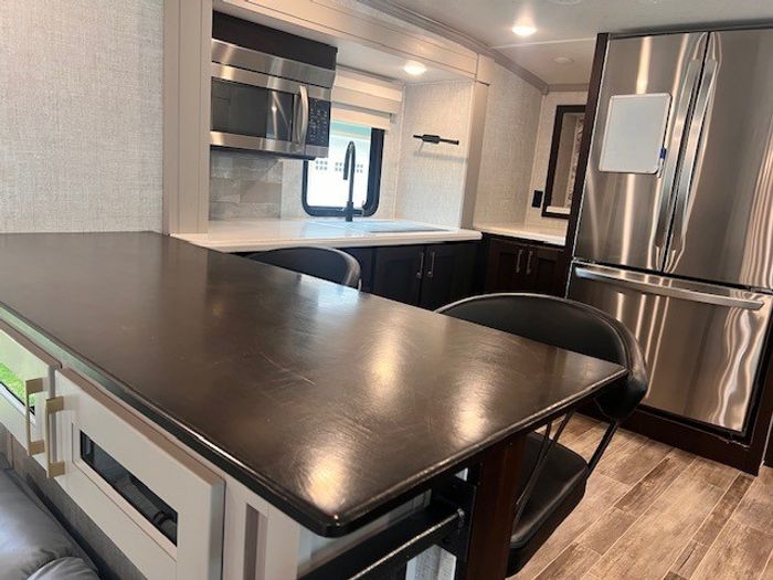 Palomino RV Columbus 1492 388FK 2021 Used RV for Sale in Salmon Arm ...