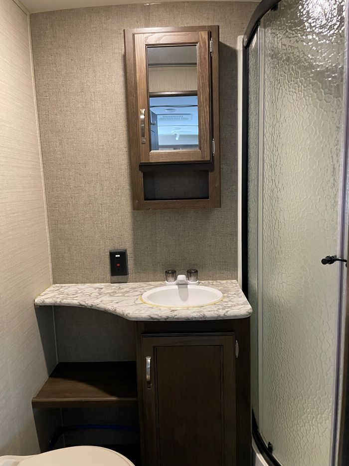 Keystone RV Bullet Premier 22 RBPR 1918 Used RV for Sale in North ...